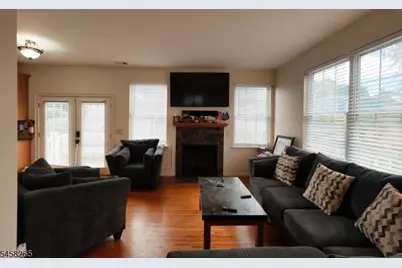 431 E 7th St, Plainfield, NJ 07060 - Photo 9
