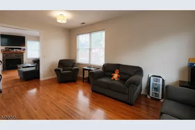 431 E 7th St, Plainfield, NJ 07060 - Photo 11
