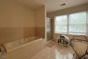 431 E 7th St, Plainfield, NJ 07060 - Photo 17