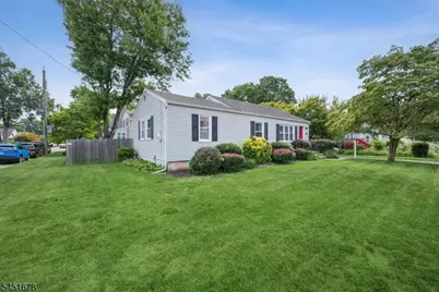 135 Cedar St, South Bound Brook Boro, NJ 08880 - Photo 29