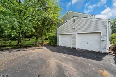 31 Valley Forge Dr, Hanover Township, NJ 07981 - Photo 29