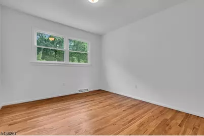 31 Valley Forge Dr, Hanover Township, NJ 07981 - Photo 23