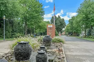 132 Stratford Dr, Nutley, NJ 07110 - Photo 37
