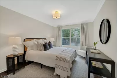 132 Stratford Dr, Nutley, NJ 07110 - Photo 25