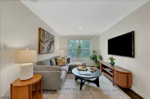 132 Stratford Dr, Nutley, NJ 07110 - Photo 17
