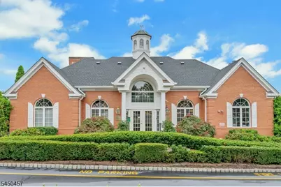132 Stratford Dr, Nutley, NJ 07110 - Photo 35