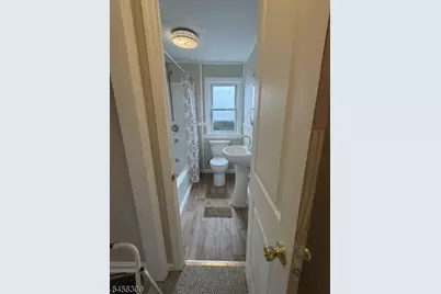 209 Boulevard, Hasbrouck Heights, NJ 07604 - Photo 9