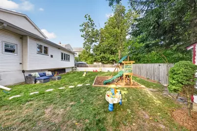 321 Willow Ave, Garwood, NJ 07027 - Photo 39