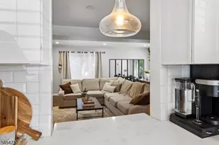 355 Tebe Pl, Union Township, NJ 07088 - Photo 7