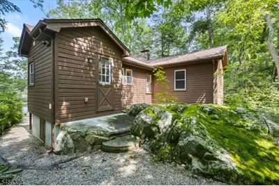 105 S Shore Rd, Byram Township, NJ 07821 - Photo 27