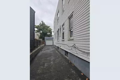 93-95 Hawkins St #4, Newark, NJ 07105 - Photo 3