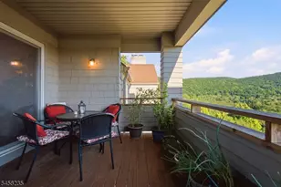 19 Windsor Ct, Hardyston Township, NJ 07419 - Photo 15