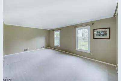 9 Amherst Ct, Clinton Township, NJ 08801 - Photo 19