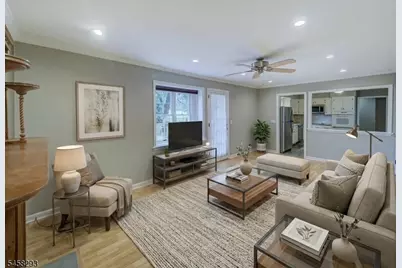9 Amherst Ct, Clinton Township, NJ 08801 - Photo 15
