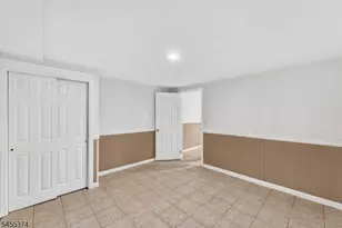 490 S Woods Rd, Hillsborough Township, NJ 08844 - Photo 35