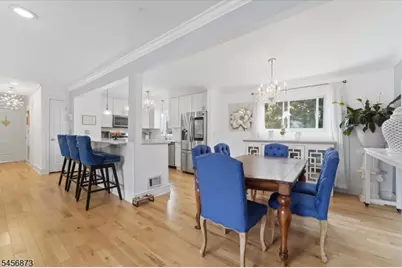 105 Osceola Ave, Middlesex, NJ 08846 - Photo 9