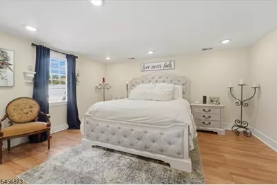 105 Osceola Ave, Middlesex, NJ 08846 - Photo 27