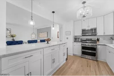 105 Osceola Ave, Middlesex, NJ 08846 - Photo 11