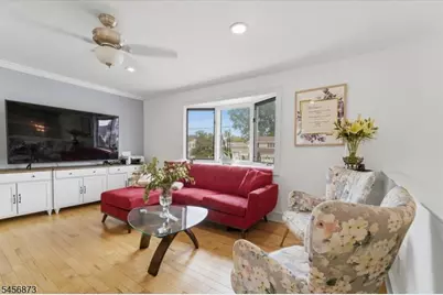105 Osceola Ave, Middlesex, NJ 08846 - Photo 5