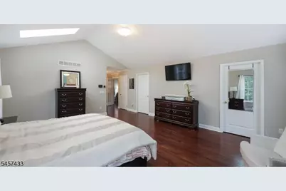 8 Downingtown Ct, Warren Township, NJ 07059 - Photo 17