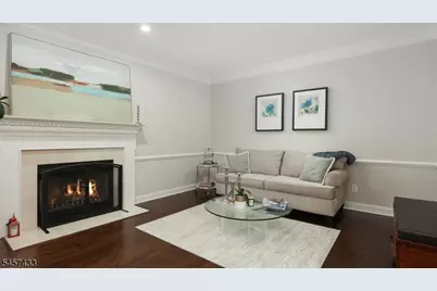 8 Downingtown Ct, Warren Township, NJ 07059 - Photo 5