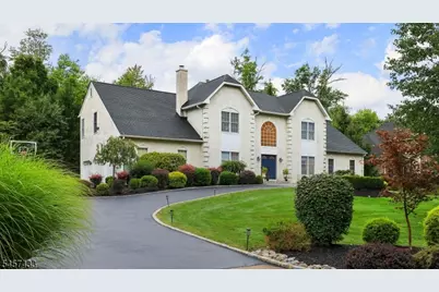 8 Downingtown Ct, Warren Township, NJ 07059 - Photo 1