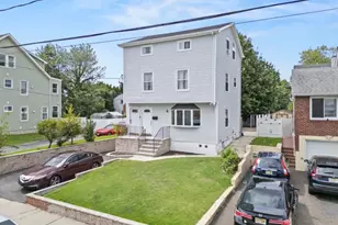 97 Cedar Hill Ave, Belleville, NJ 07109 - Photo 3