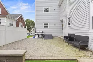 97 Cedar Hill Ave, Belleville, NJ 07109 - Photo 7