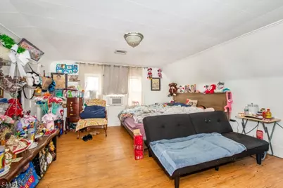 247 Hope Ave, Passaic, NJ 07055 - Photo 15