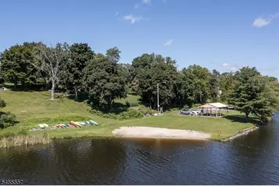28 Laketop Dr, Hampton Township, NJ 07860 - Photo 17