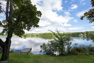 28 Laketop Dr, Hampton Township, NJ 07860 - Photo 7