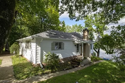 28 Laketop Dr, Hampton Township, NJ 07860 - Photo 5