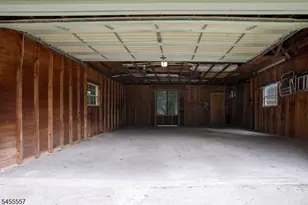 28 Laketop Dr, Hampton Township, NJ 07860 - Photo 23
