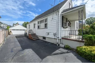 25 Broad Ter, Bloomfield, NJ 07003 - Photo 31