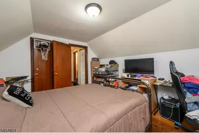 25 Broad Ter, Bloomfield, NJ 07003 - Photo 17