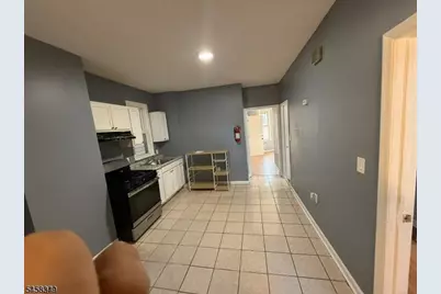 20 Montrose Ter, Irvington, NJ 07111 - Photo 7
