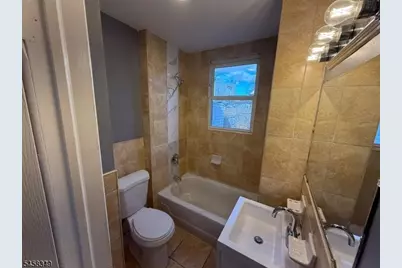 20 Montrose Ter, Irvington, NJ 07111 - Photo 5