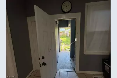 20 Montrose Ter, Irvington, NJ 07111 - Photo 9
