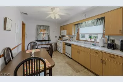 59 Huron Ave, Clifton, NJ 07013 - Photo 21