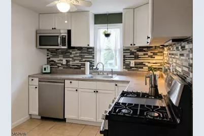 24 Park Ave, Wanaque, NJ 07420 - Photo 5
