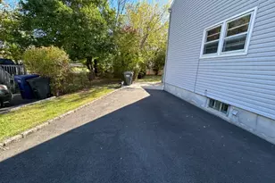 85 Valley Rd, Clark Township, NJ 07066 - Photo 3