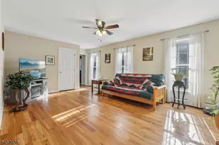 34 Longview Ln, Vernon Twp., NJ 07419 - Photo 13