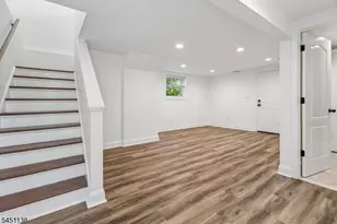 539 Logan Dr, Roxbury Township, NJ 07850 - Photo 11