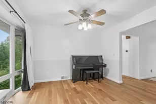 21 Aspen Rd, West Orange Township, NJ 07052 - Photo 11
