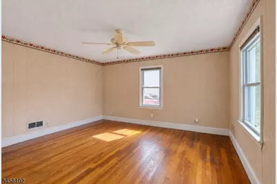 25 Monroe St, Somerville, NJ 08876 - Photo 11