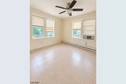 275 Delawanna Ave #4, Clifton, NJ 07014 - Photo 5