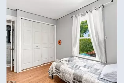345 E Clay Ave, Roselle Park, NJ 07204 - Photo 19