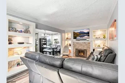 345 E Clay Ave, Roselle Park, NJ 07204 - Photo 3