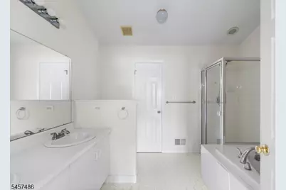 353 Cynthia Ln, Bridgewater, NJ 08807 - Photo 21