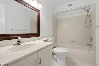 2704 Commons At Kingswood Dr #2704, East Brunswick Township, NJ 08816 - Photo 9